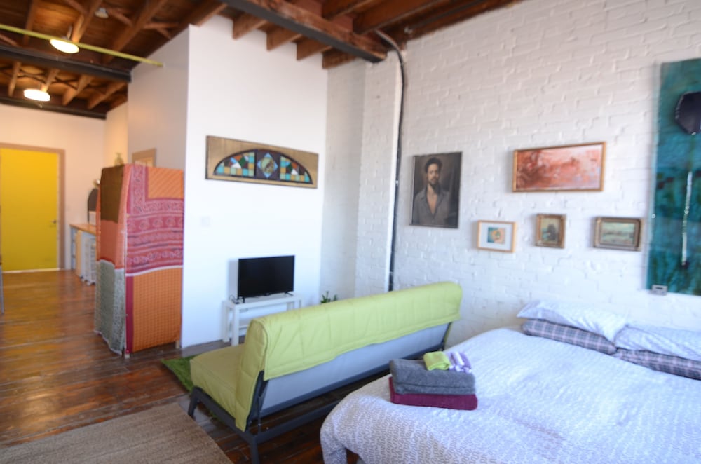 Comfortable Lofts in Downtown Toronto - Image 4