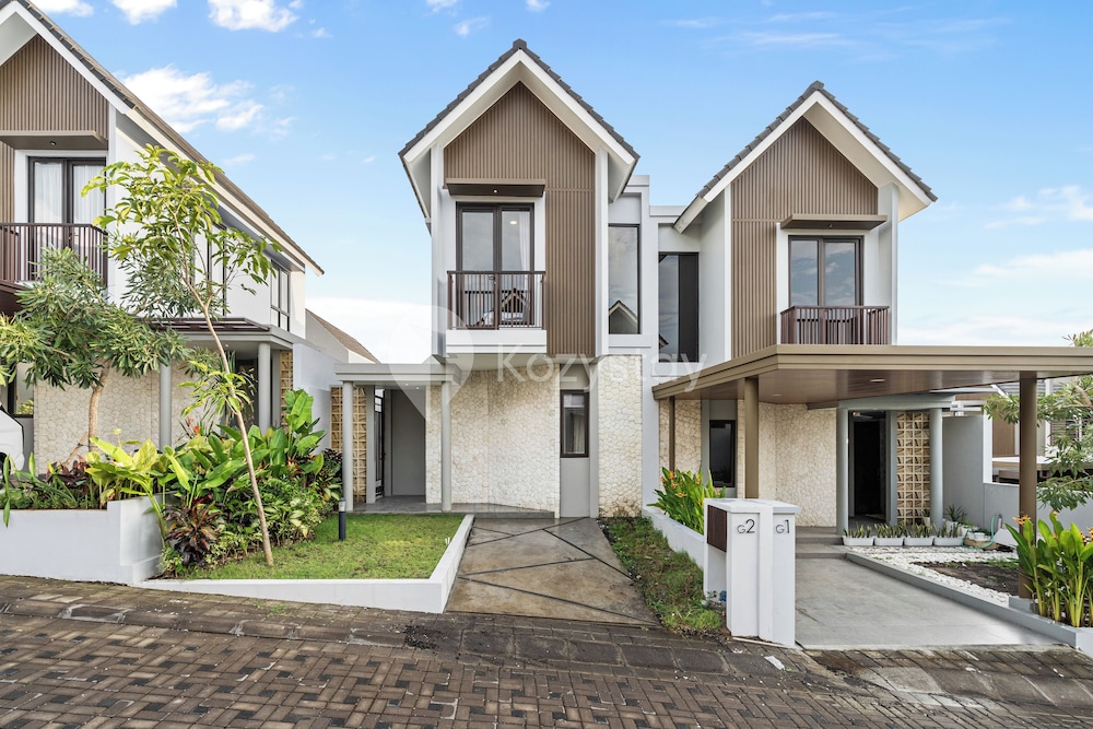 Uluwa Villa by Kozystay - Jimbaran