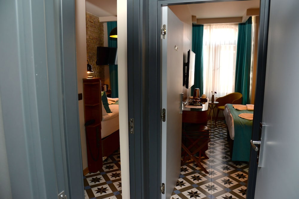 Pera Luna Residence - Özel Sınıf - Image 27