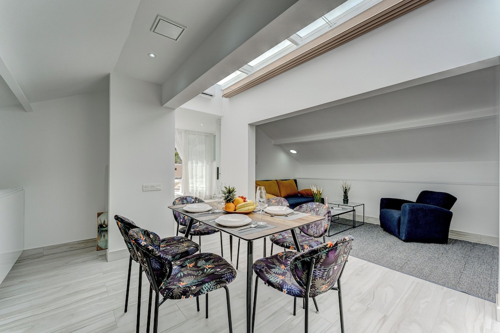 BAL Apartments - Adults Only