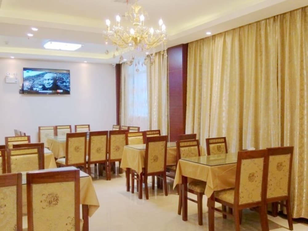 GreenTree Inn AnQing TongCheng City South ShengTang Road ShengTang International Hotel