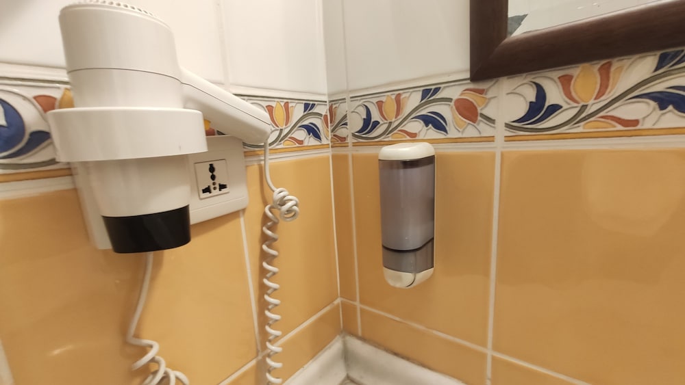 Hotel Turkoman becomes Turkoman Otel. - Image 9