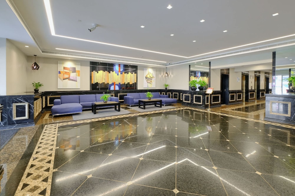 Luxurious 2-bedroom Apartment Perfect for Families in Dubai Marina