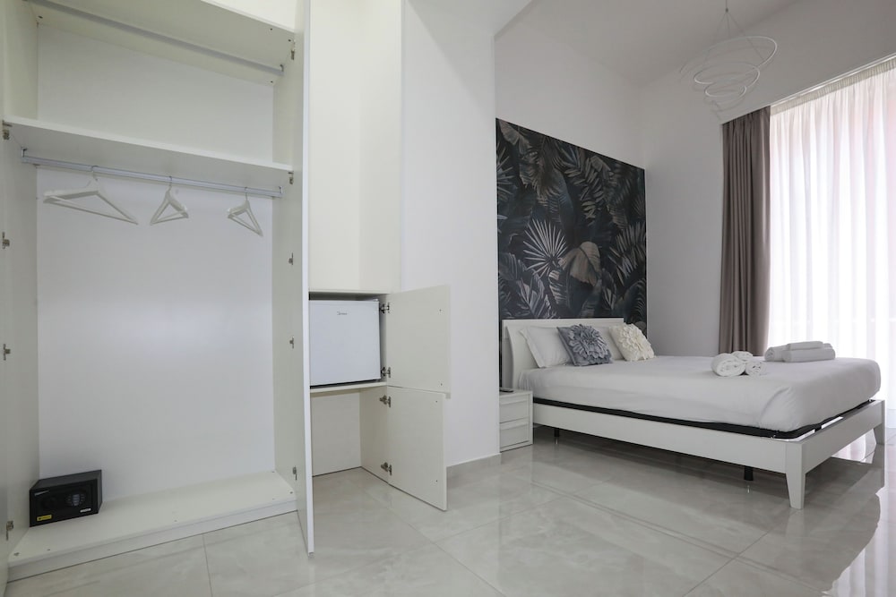 VivimiHome - CharmiNaples