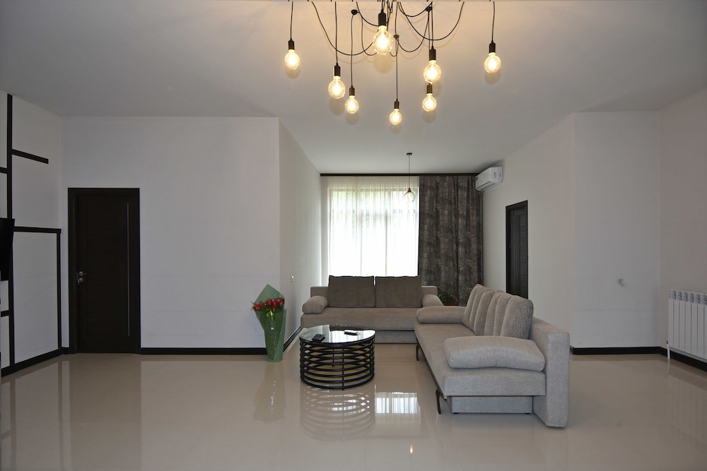 Villa in Nork