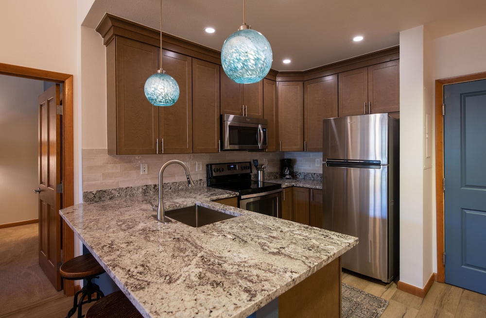 Zephyr Mountain Lodge Vacation Condos - Winter Park CO