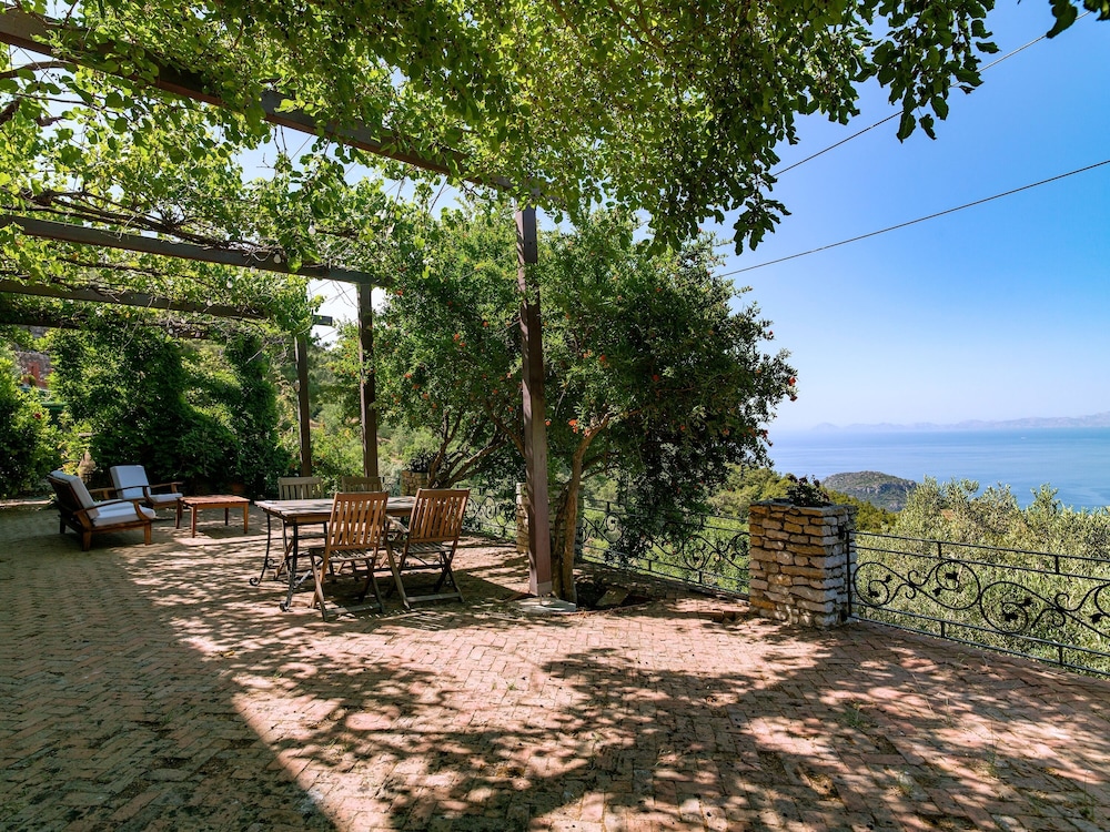 Villa Vino