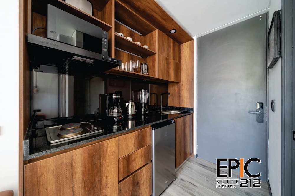 Epic Suite 212 Deluxe Aeropuerto
