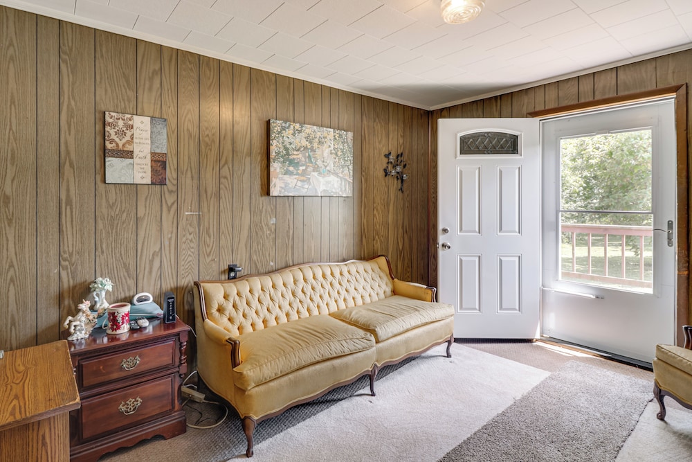 BBQ Ready: Delta Country Home on 30 Acres