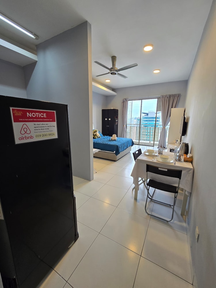 Neo Mutiara Damansara Studio 2PAX 1CP
