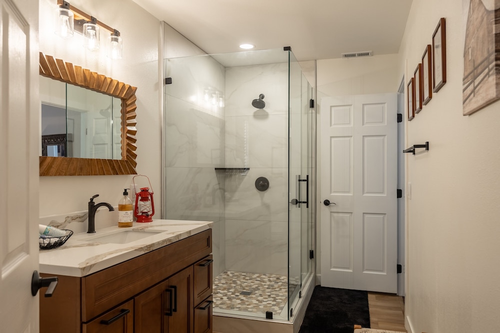 37 - Foxy Farm Ranch 4 Bedroom Home