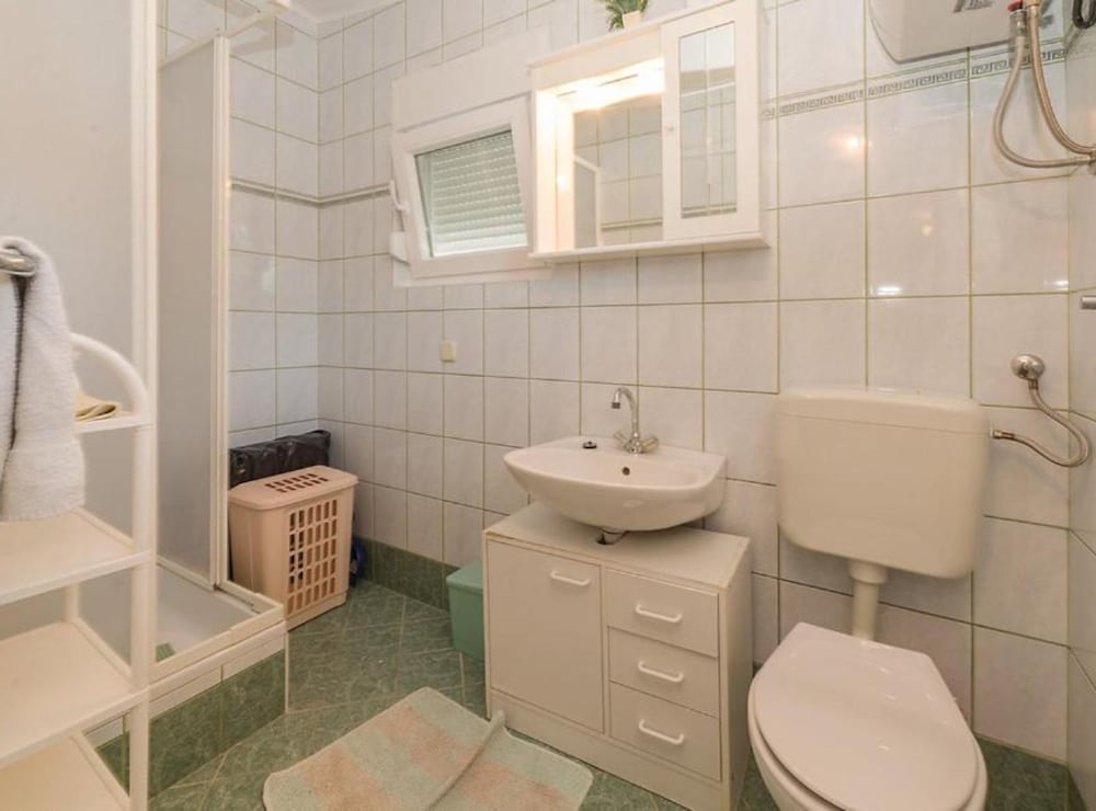 Charming Apartments Dokoza Vir