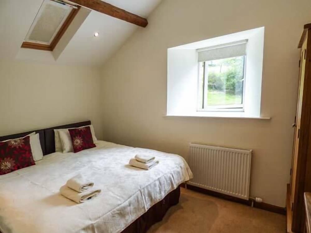 Kendal Vacations - Ghyll Bank Cow Shed - Property Image 3