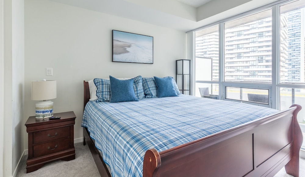 Rooms in the Heart of DT view 4