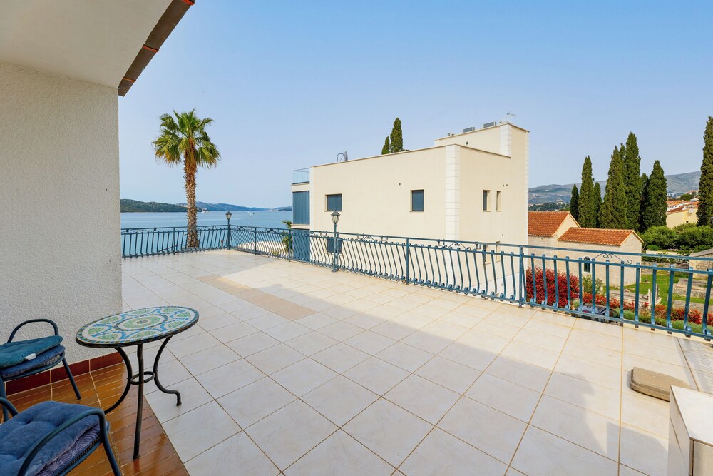 Villa Okruk