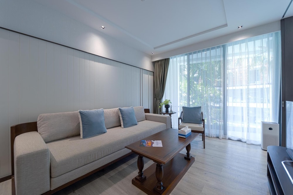 InterContinental Residences 2Bedroom IRA