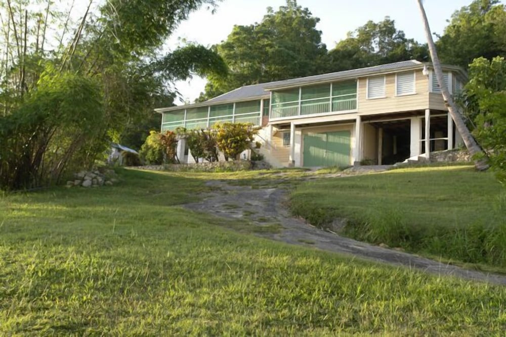 Retreat Plantation House