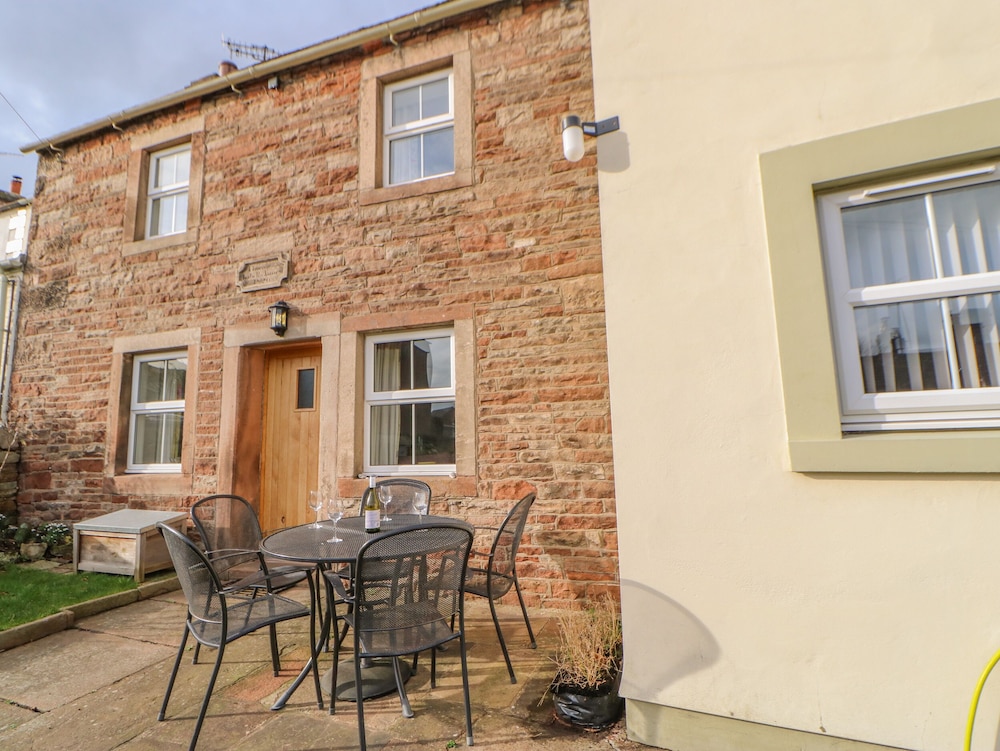 Penrith Vacations - Rose Cottage - Property Image 17