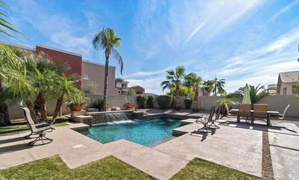 Chandler Hideaway - Relax & unwind