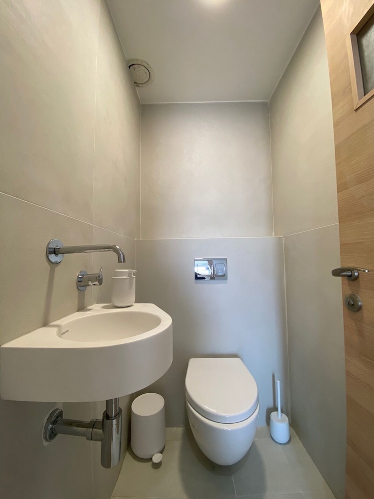 Sea Suites Apartments
