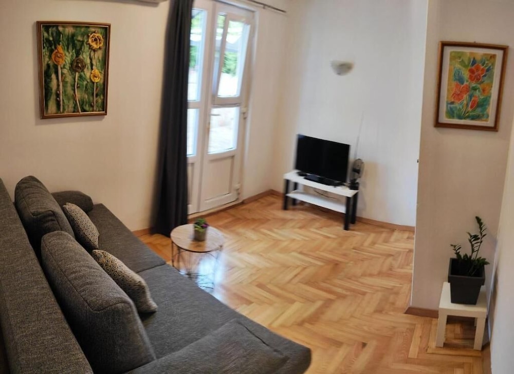 Appartamento Olive Garden Ac Wifi Hvar