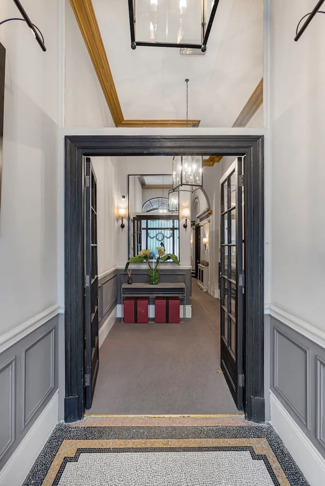 Cadogan Squre-2 Bedroom