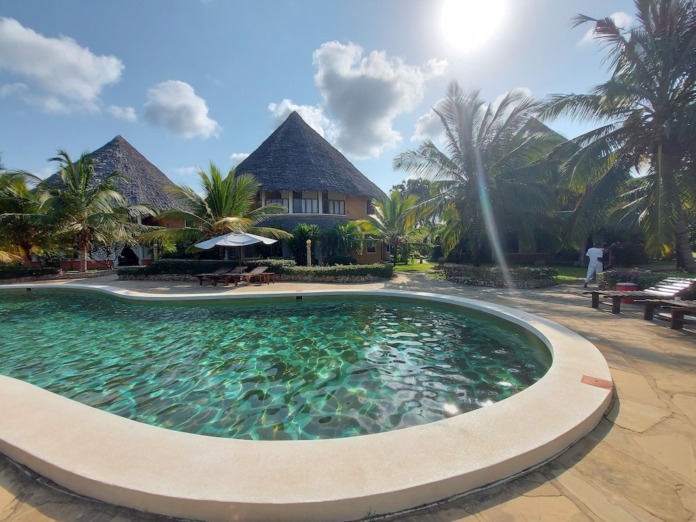 Tembo Court Apartment view 5