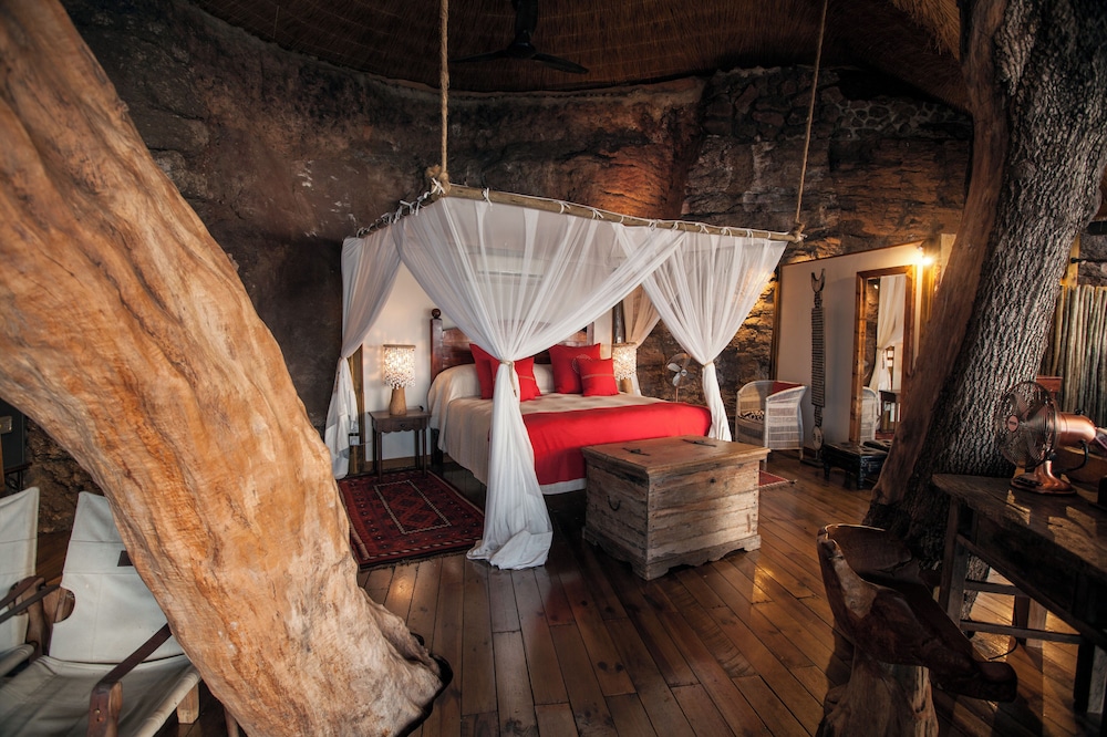 Tongabezi Lodge