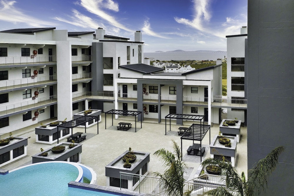 Nivica Lifestyle Living 57, Langebaan 4-Sleeper view 3