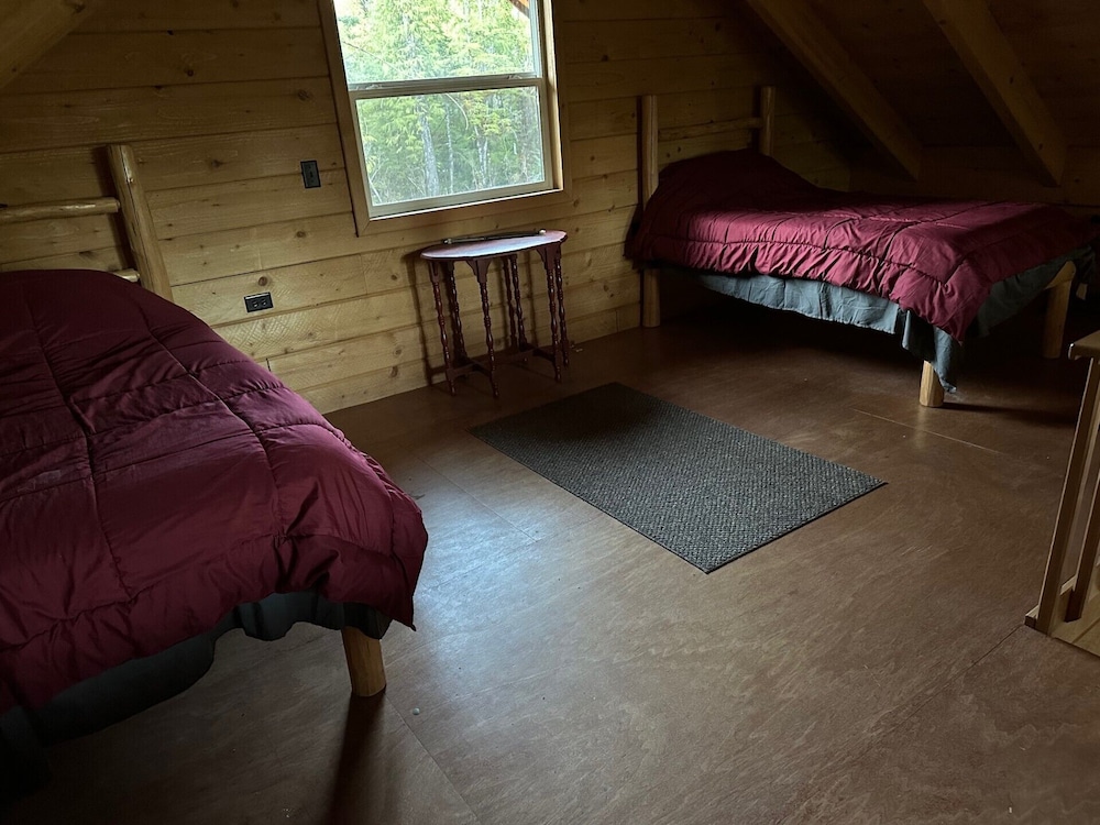 Edna Bay Cabins view 4
