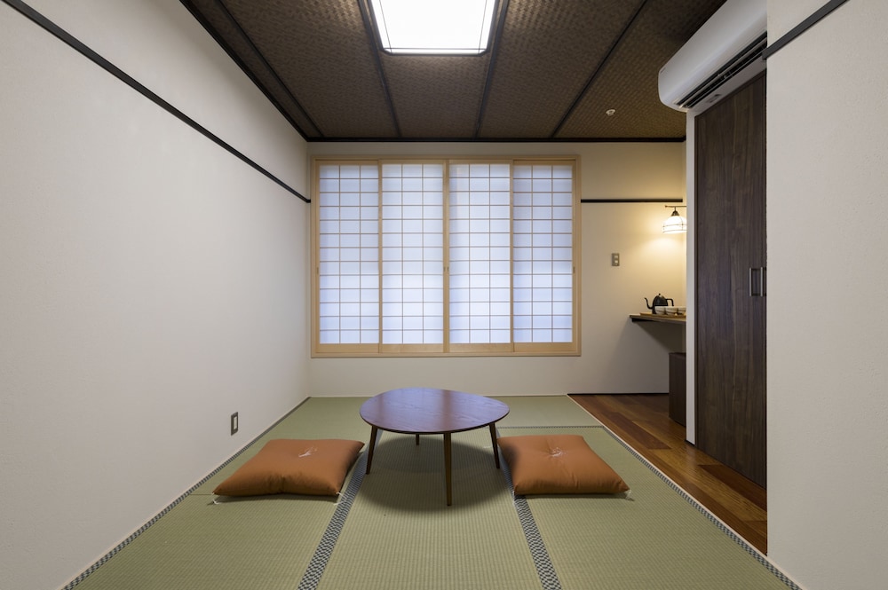 Arimakoyado HATAYA