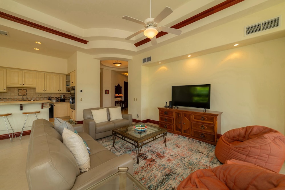 Bella Vista 3A 3 bdr 3 1 2 Bath Ocean View