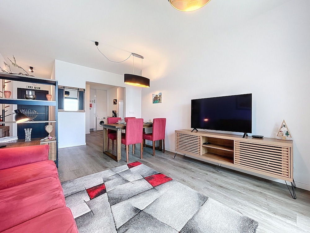 Cliff Ocean Apartment by Atlantic Holiday