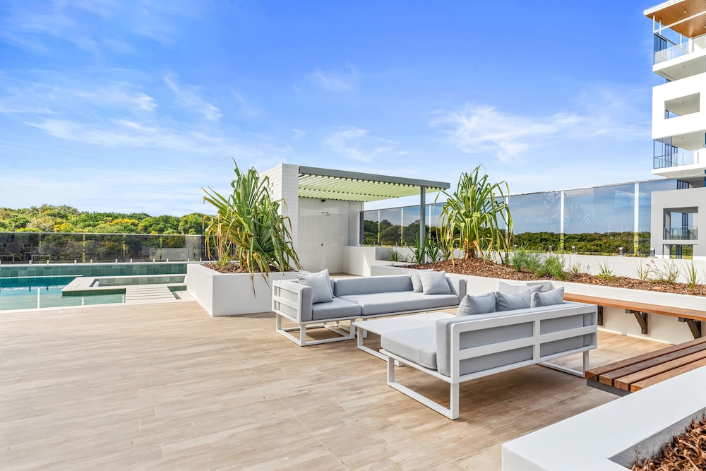 Seanna Residences