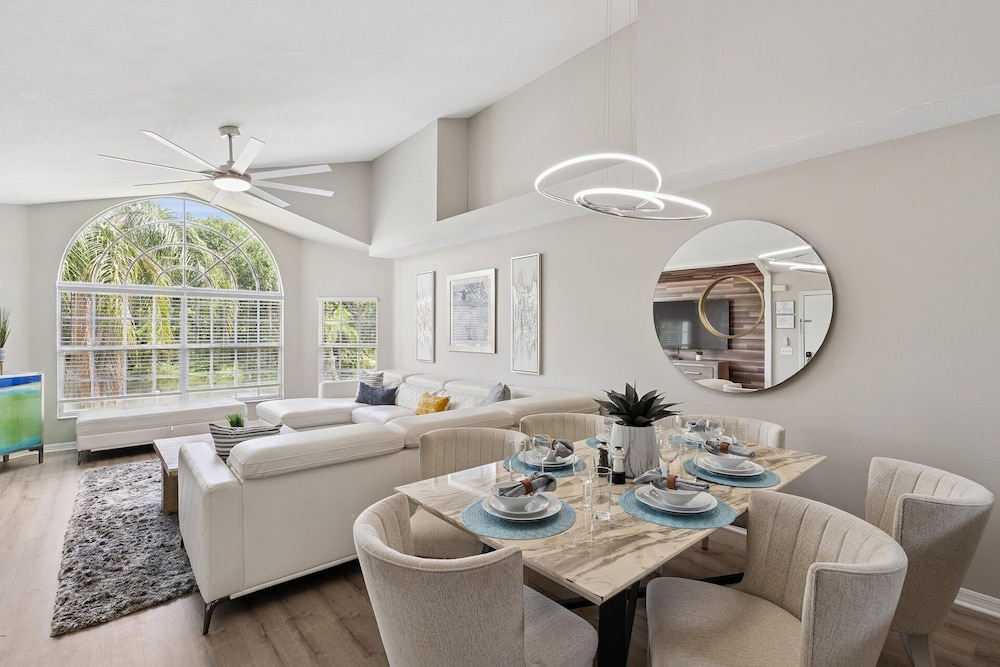 2022 Royal Bay Blvd Unit 94