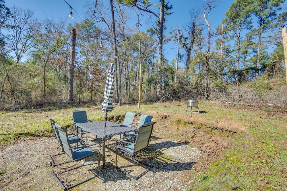Winnsboro Home on 17 Acres: Outdoor Spots & Trails
