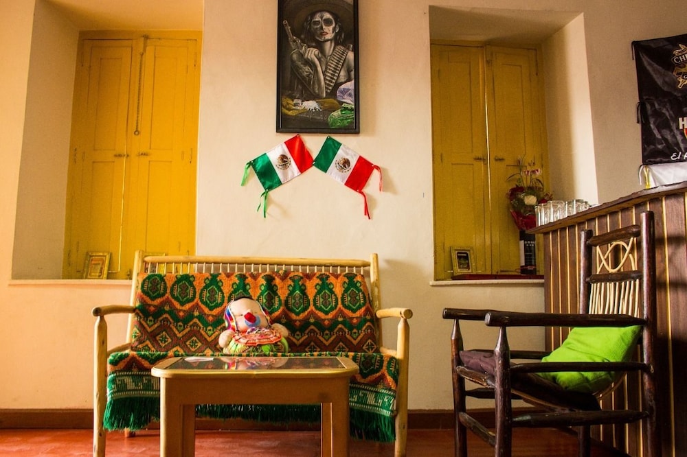 La Chola Hostel