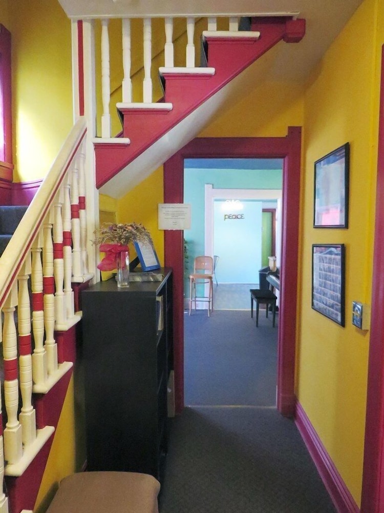 HI Madison - Hostel