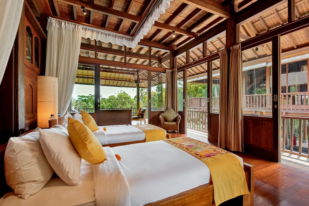 Villa Atas Awan