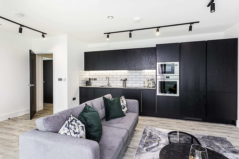 Icon Tower Flat Viii