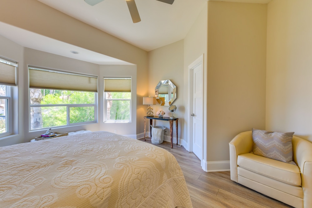 Waterfront Luxury Gilbert Retreat w/ Pool  Spa! - Property Image 43