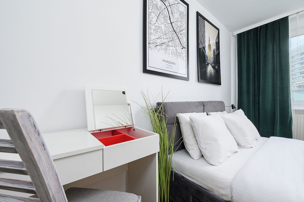 Lumina 2-room apart near Złote Tarasy