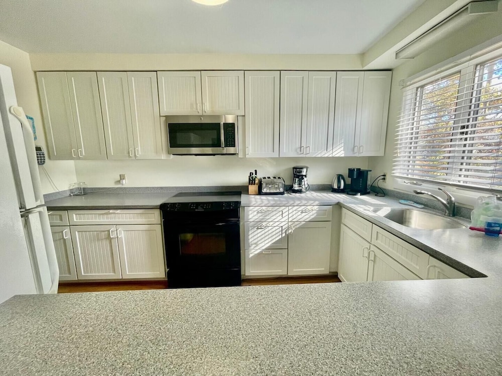 Scarborough Avenue 506