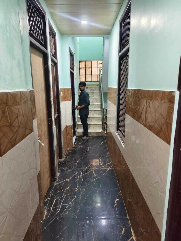 SHUKLA HOTEL