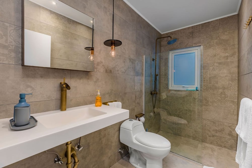 Boca Catalina 2 Boca Catalina Modern 2bd-2bath-steps to Beach