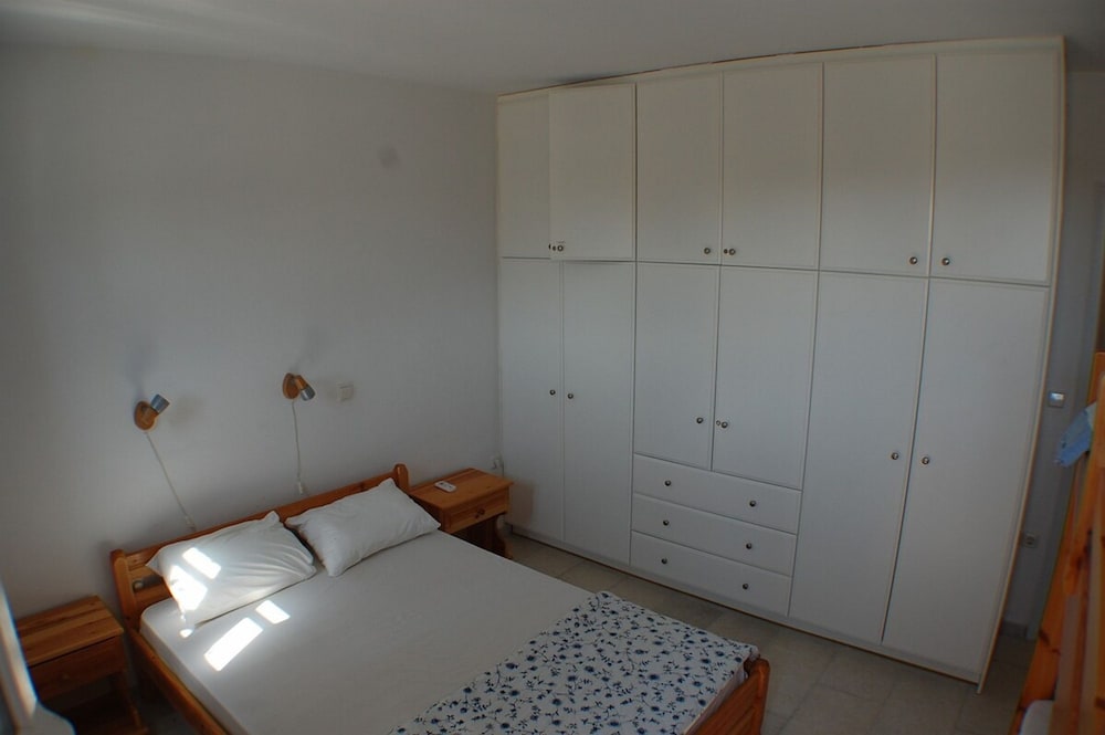 Prokopios Cottage Cycladic Home a Walk to Beach