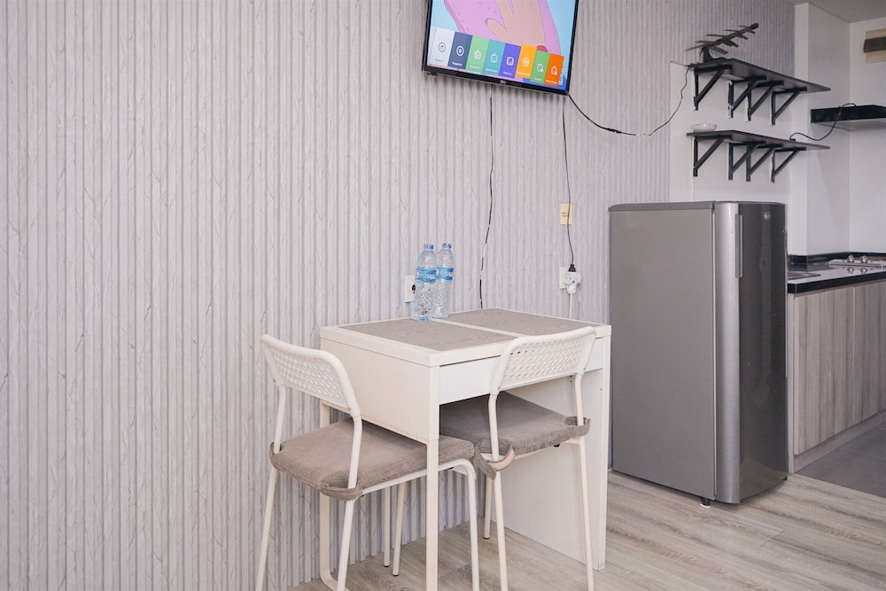 Comfy Studio Room at Bintaro Icon Apartment