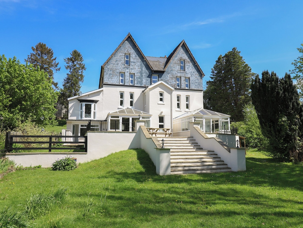 Serenity House, The Retreat