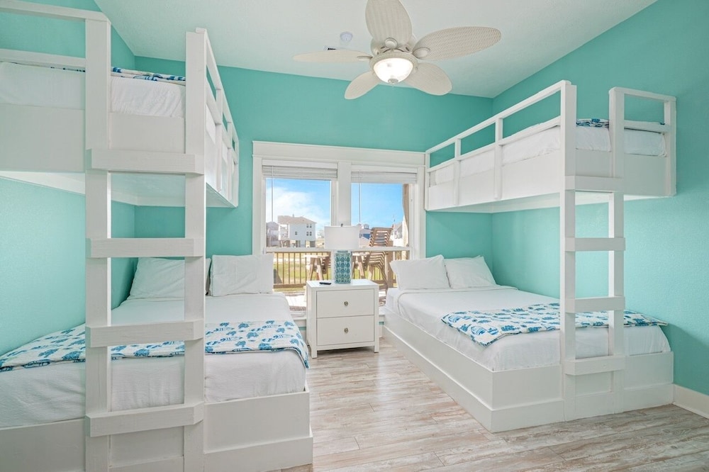 #just Beachy 3 Bedroom Home view 5