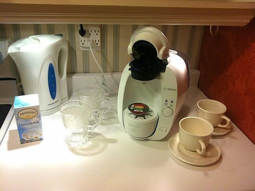 Brockville Vacations - The Noble Suites - Property Image 136